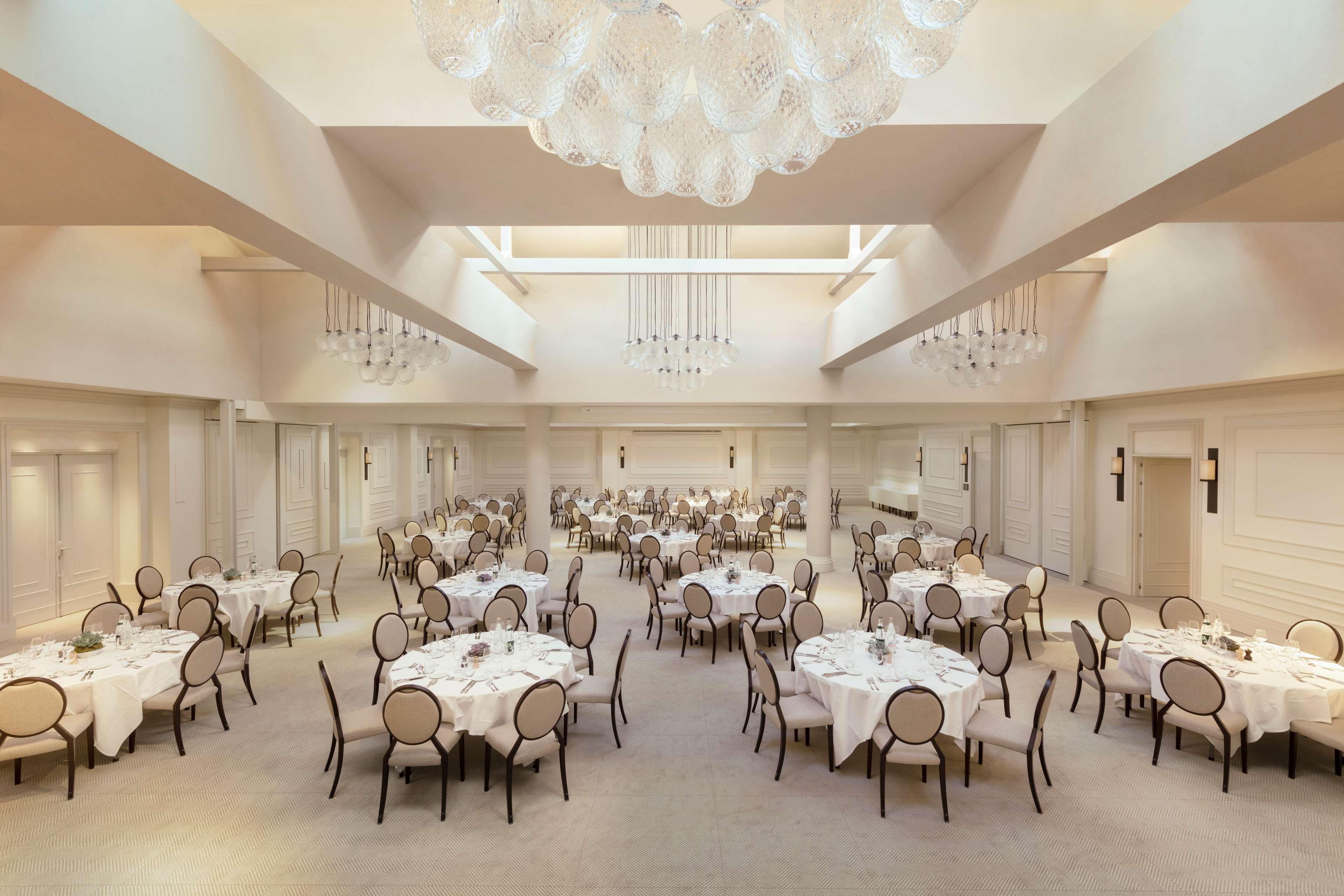 Hyatt Regency Chantilly Vineuil-Saint-Firmin Екстериор снимка